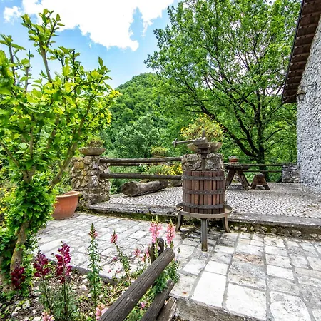 La Ferrera Hotel Varco Sabino